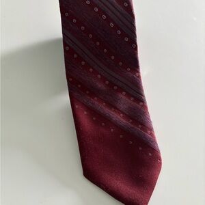 Vintage Wembley Burgandy Tie with Diagonal Stripe Patter